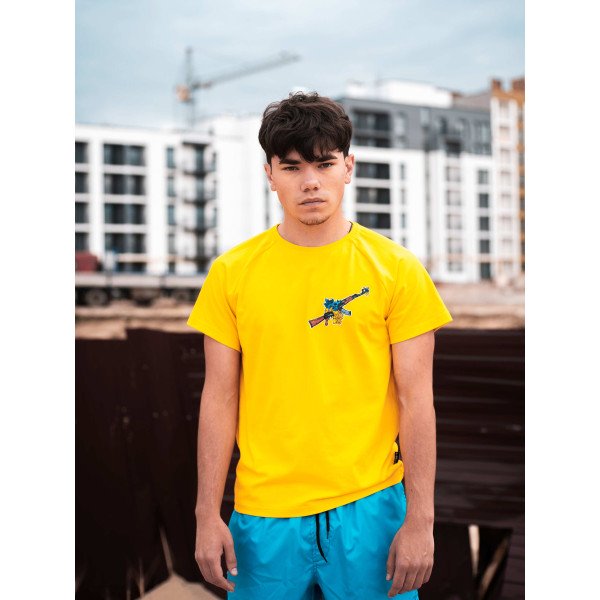 Футболка жовта Лендліз Custom Wear